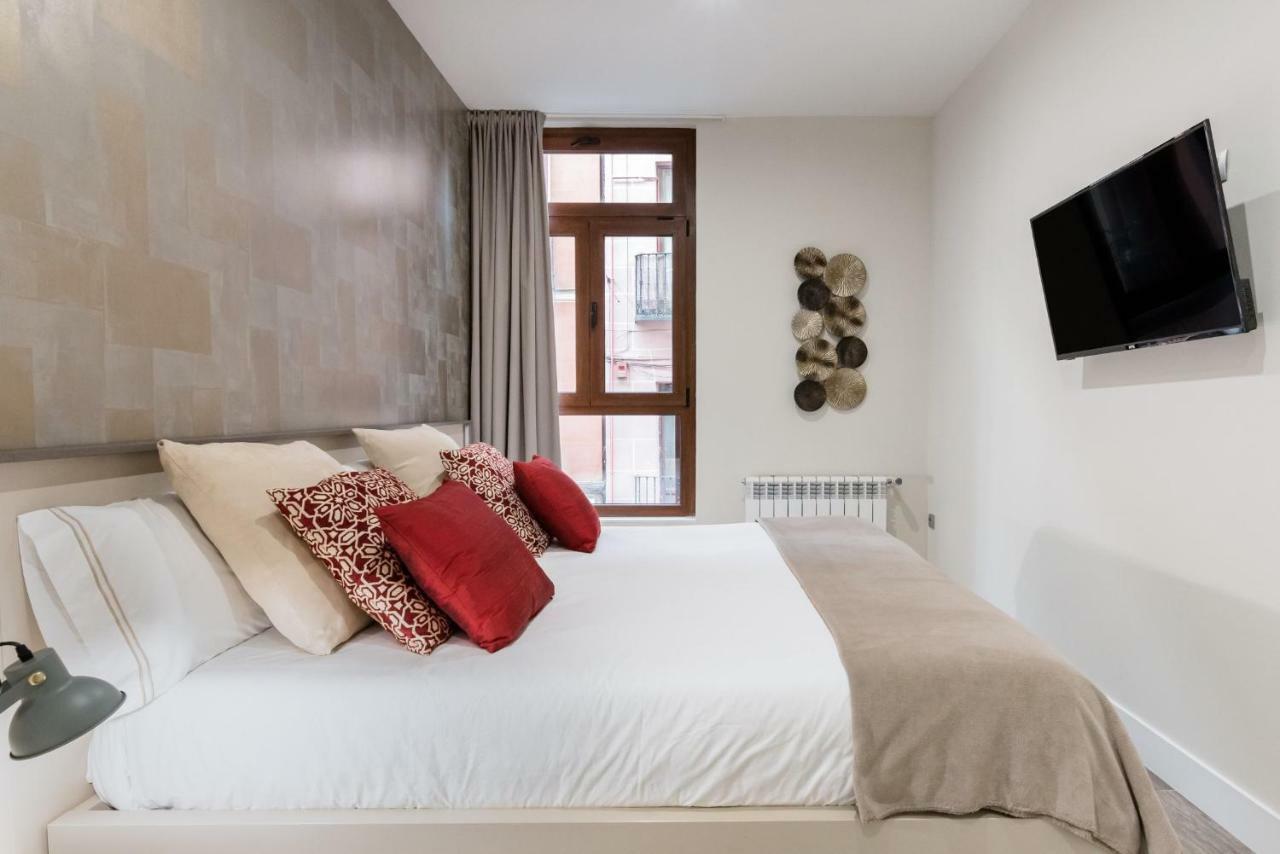 Apartamentos Cava Baja مدريد المظهر الخارجي الصورة