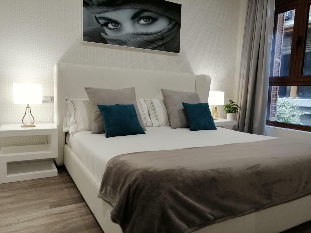 Apartamentos Cava Baja مدريد المظهر الخارجي الصورة