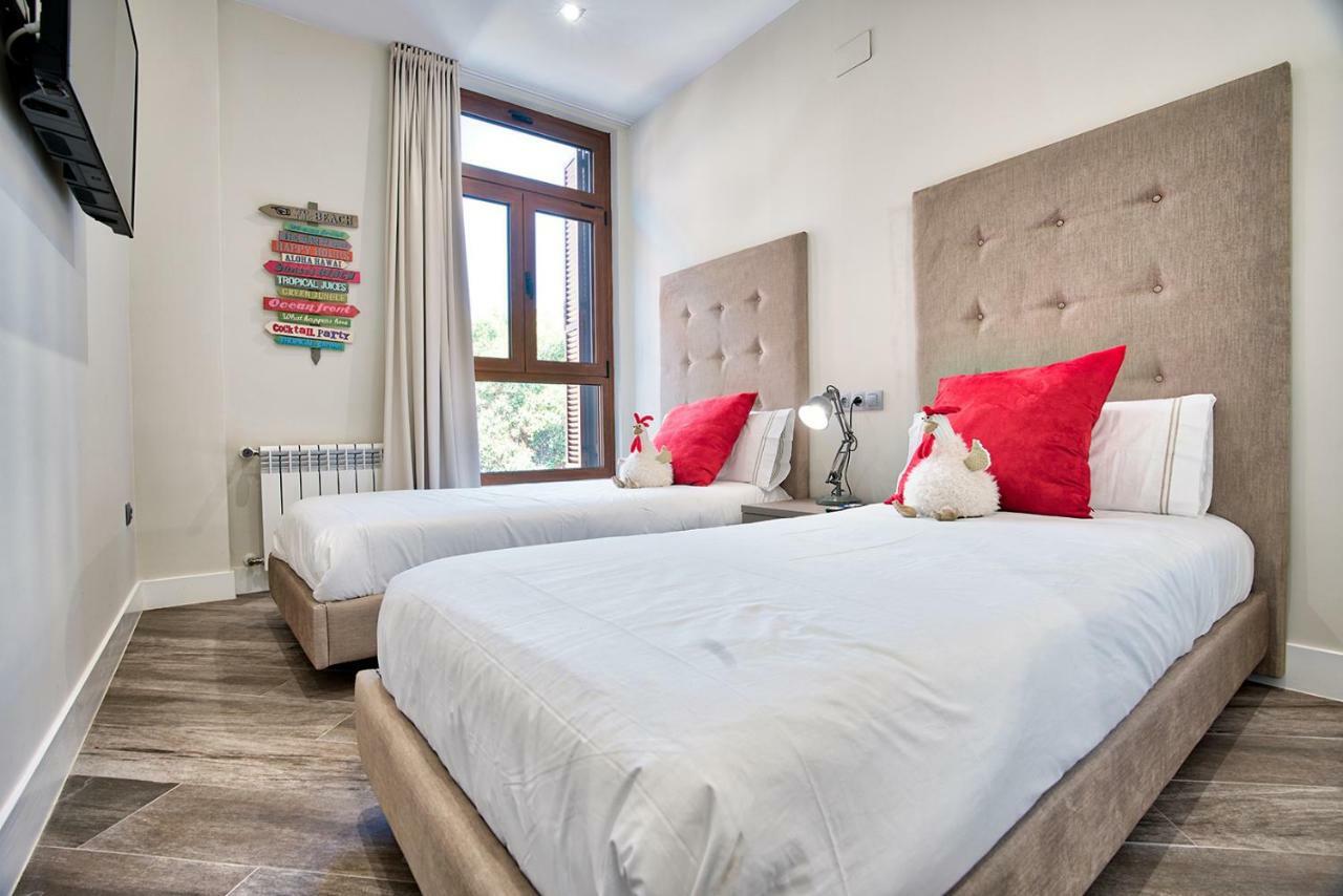 Apartamentos Cava Baja مدريد المظهر الخارجي الصورة